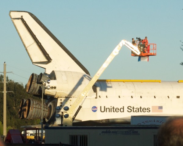 These guys have a good view, although they're casting a shadow on Atlantis These guys have a good view, although they're casting a shadow on Atlantis