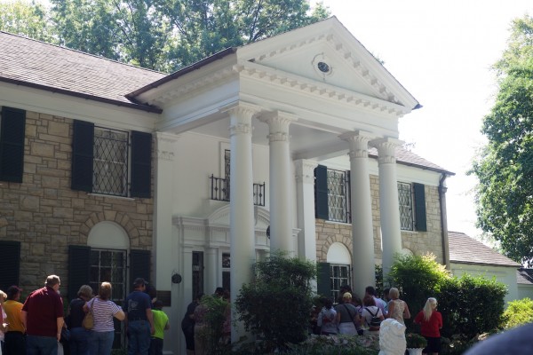 Graceland was Elvis' second house